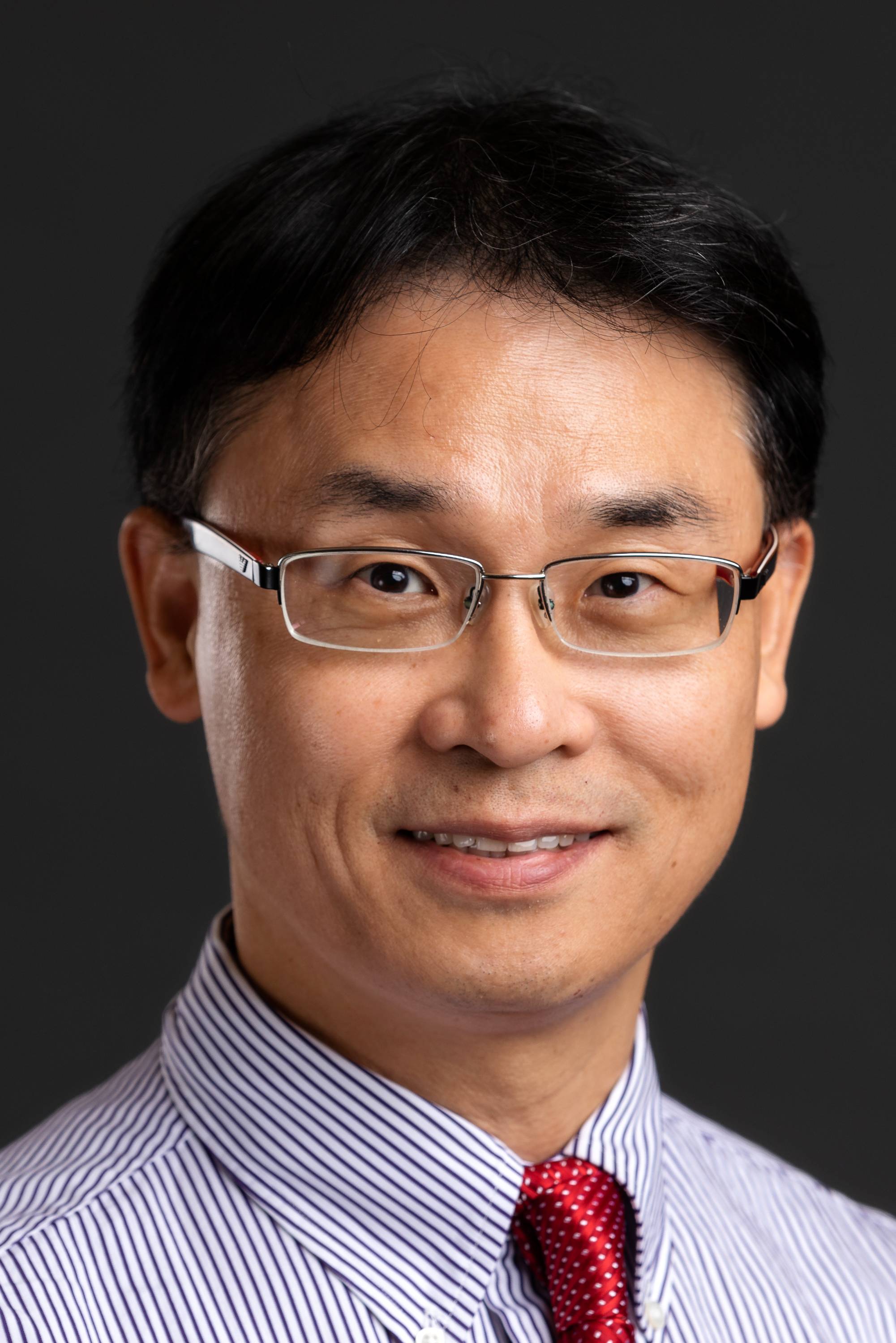 Yongick Jeong headshot